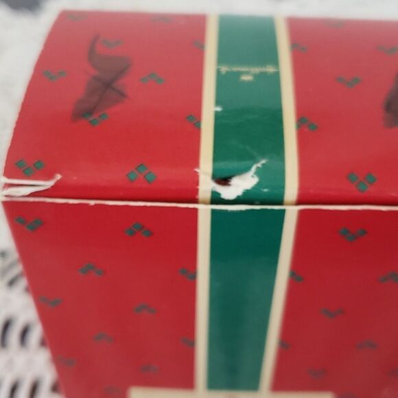 Vintage 1984 Hand-Painted Fine Porcelain Hallmark Keepsake Ornament - Katybeth - Picture 10 of 13